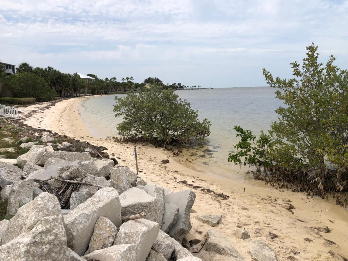 Beachfront House Pine Island, Tampa, Orlando Villa Weeki Wachee Bagian luar foto